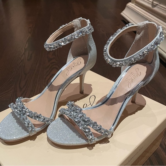 JEWEL BADGLEY MISKA SILVER HEELS - Picture 4 of 5
